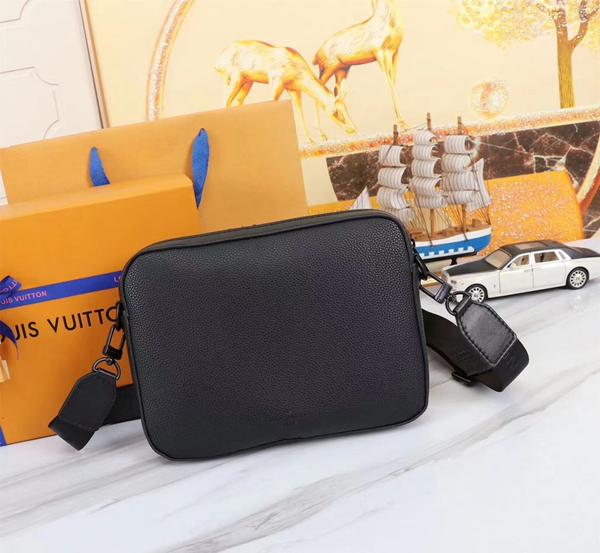 ルイヴィトンバッグ側面デザイン